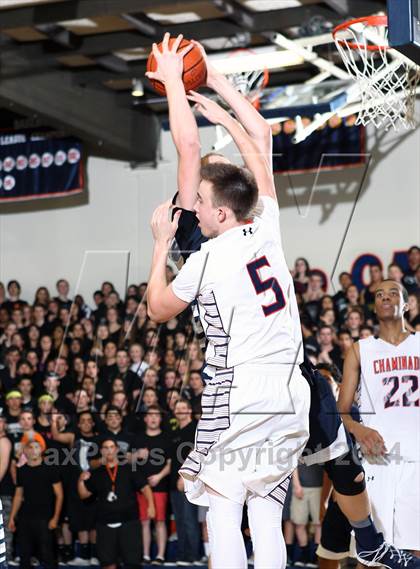 Thumbnail 1 in Loyola @ Chaminade photogallery.