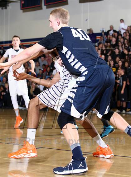 Thumbnail 1 in Loyola @ Chaminade photogallery.