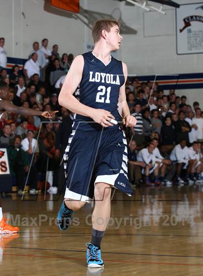 Thumbnail 2 in Loyola @ Chaminade photogallery.