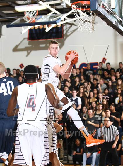 Thumbnail 2 in Loyola @ Chaminade photogallery.