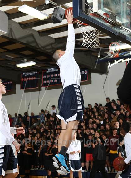 Thumbnail 1 in Loyola @ Chaminade photogallery.