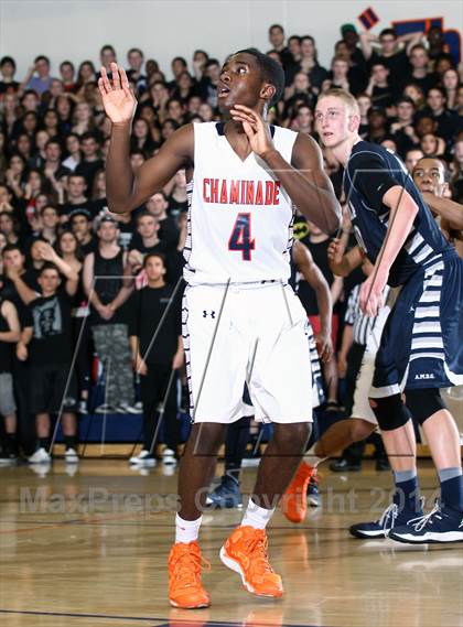 Thumbnail 2 in Loyola @ Chaminade photogallery.