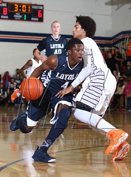 Thumbnail 2 in Loyola @ Chaminade photogallery.