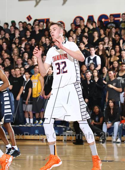 Thumbnail 3 in Loyola @ Chaminade photogallery.