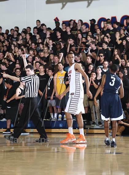 Thumbnail 1 in Loyola @ Chaminade photogallery.