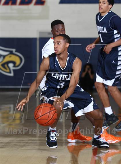 Thumbnail 2 in Loyola @ Chaminade photogallery.