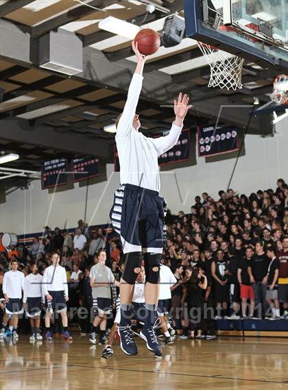 Thumbnail 2 in Loyola @ Chaminade photogallery.