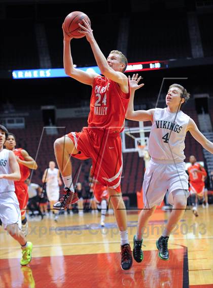 Thumbnail 2 in Paradise Valley @ Sunnyslope (AIA D2 Semifinals) photogallery.