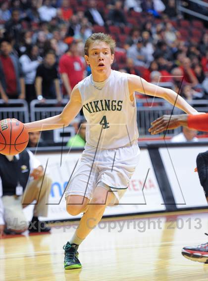 Thumbnail 2 in Paradise Valley @ Sunnyslope (AIA D2 Semifinals) photogallery.