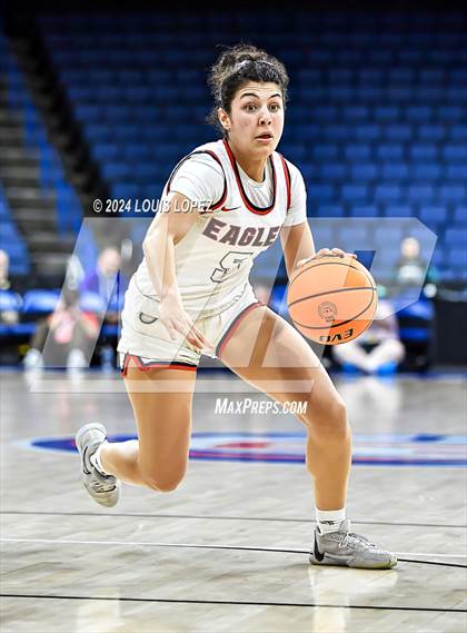 Thumbnail 3 in Santiago vs. Brentwood School (CIF SS DIV 1 Championship) photogallery.