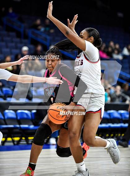 Thumbnail 1 in Santiago vs. Brentwood School (CIF SS DIV 1 Championship) photogallery.