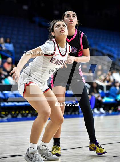 Thumbnail 3 in Santiago vs. Brentwood School (CIF SS DIV 1 Championship) photogallery.