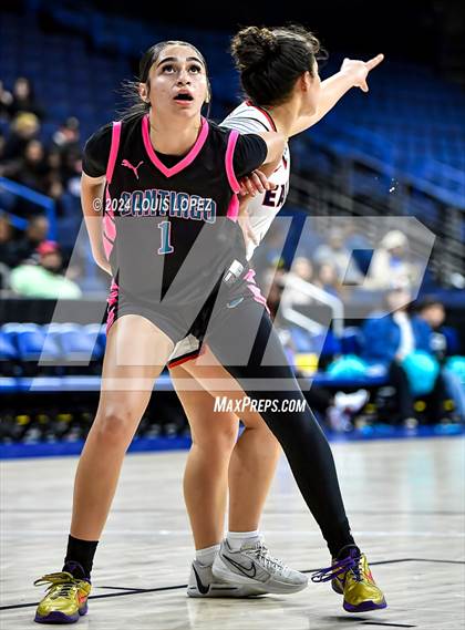 Thumbnail 1 in Santiago vs. Brentwood School (CIF SS DIV 1 Championship) photogallery.