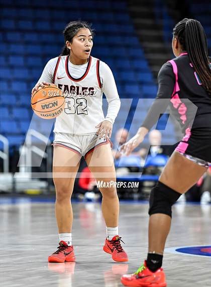 Thumbnail 3 in Santiago vs. Brentwood School (CIF SS DIV 1 Championship) photogallery.