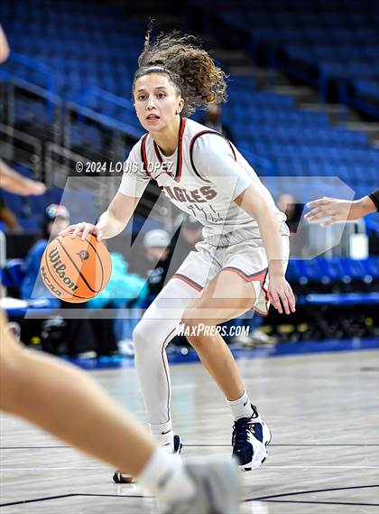 Thumbnail 3 in Santiago vs. Brentwood School (CIF SS DIV 1 Championship) photogallery.
