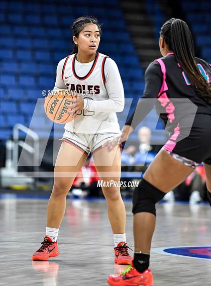 Thumbnail 2 in Santiago vs. Brentwood School (CIF SS DIV 1 Championship) photogallery.
