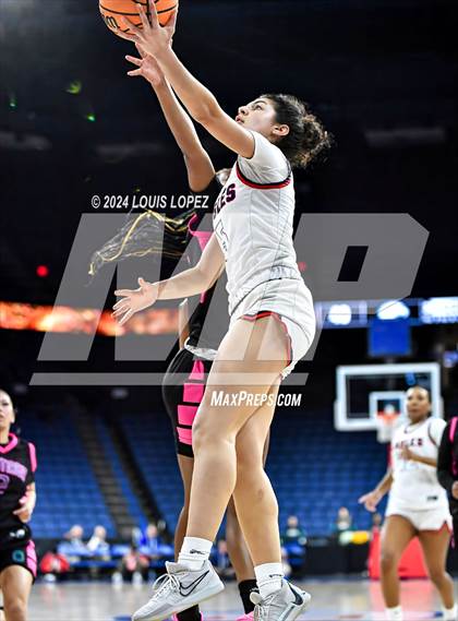 Thumbnail 2 in Santiago vs. Brentwood School (CIF SS DIV 1 Championship) photogallery.