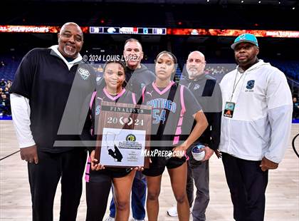 Thumbnail 1 in Santiago vs. Brentwood School (CIF SS DIV 1 Championship) photogallery.