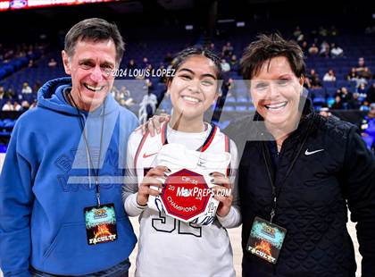 Thumbnail 2 in Santiago vs. Brentwood School (CIF SS DIV 1 Championship) photogallery.