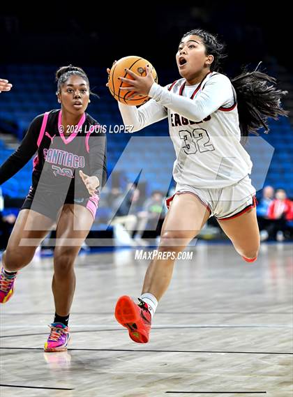 Thumbnail 2 in Santiago vs. Brentwood School (CIF SS DIV 1 Championship) photogallery.