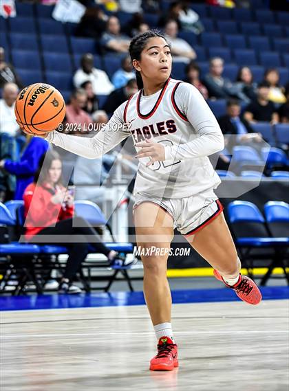 Thumbnail 2 in Santiago vs. Brentwood School (CIF SS DIV 1 Championship) photogallery.