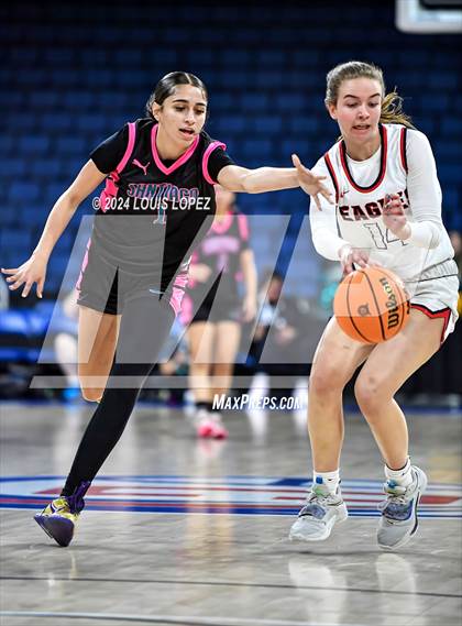 Thumbnail 3 in Santiago vs. Brentwood School (CIF SS DIV 1 Championship) photogallery.