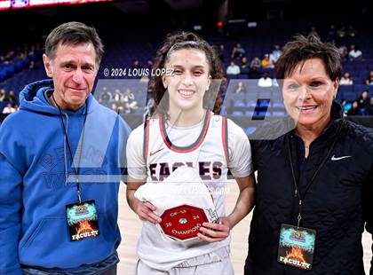 Thumbnail 1 in Santiago vs. Brentwood School (CIF SS DIV 1 Championship) photogallery.