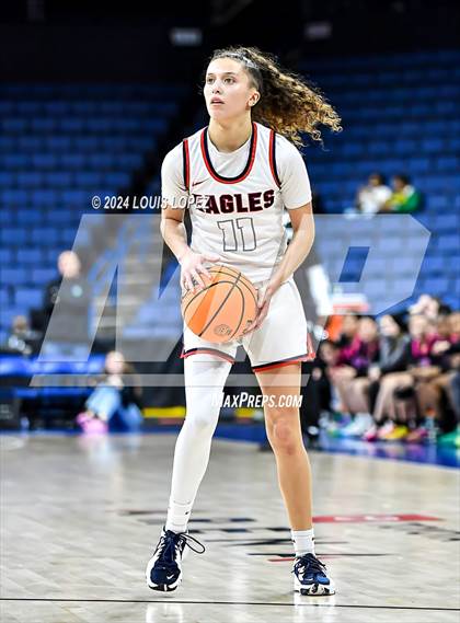 Thumbnail 1 in Santiago vs. Brentwood School (CIF SS DIV 1 Championship) photogallery.