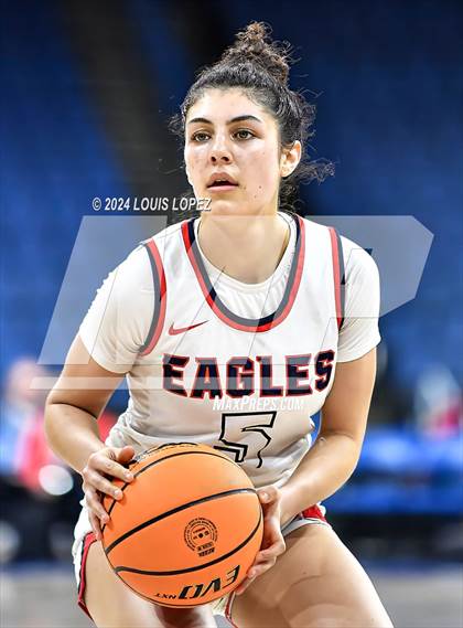 Thumbnail 3 in Santiago vs. Brentwood School (CIF SS DIV 1 Championship) photogallery.