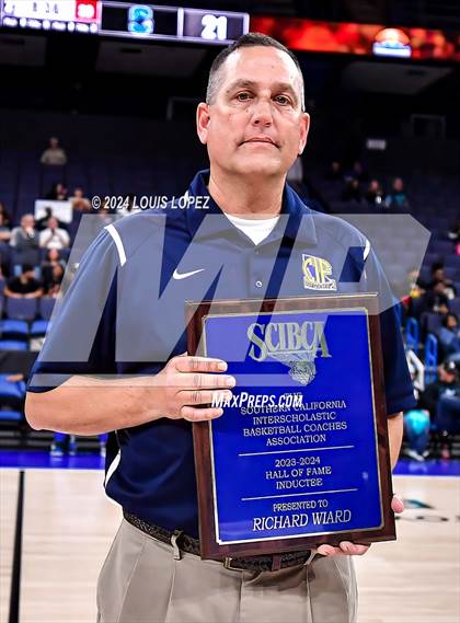 Thumbnail 1 in Santiago vs. Brentwood School (CIF SS DIV 1 Championship) photogallery.