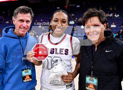 Thumbnail 2 in Santiago vs. Brentwood School (CIF SS DIV 1 Championship) photogallery.