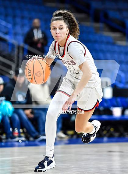 Thumbnail 2 in Santiago vs. Brentwood School (CIF SS DIV 1 Championship) photogallery.