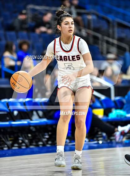 Thumbnail 1 in Santiago vs. Brentwood School (CIF SS DIV 1 Championship) photogallery.