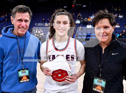 Thumbnail 2 in Santiago vs. Brentwood School (CIF SS DIV 1 Championship) photogallery.