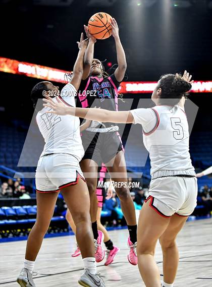 Thumbnail 2 in Santiago vs. Brentwood School (CIF SS DIV 1 Championship) photogallery.