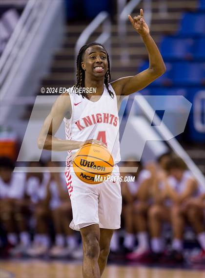 Thumbnail 2 in Democracy Prep Agassi Campus vs. Mater Academy East Las Vegas (NIAA 3A State Championship) photogallery.