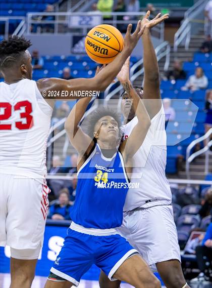 Thumbnail 2 in Democracy Prep Agassi Campus vs. Mater Academy East Las Vegas (NIAA 3A State Championship) photogallery.