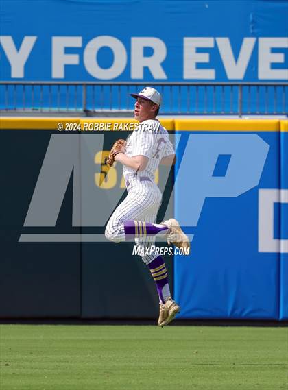 Thumbnail 3 in Ira vs. Chester (UIL 1A Baseball Semifinal) photogallery.