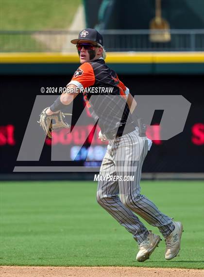 Thumbnail 3 in Ira vs. Chester (UIL 1A Baseball Semifinal) photogallery.