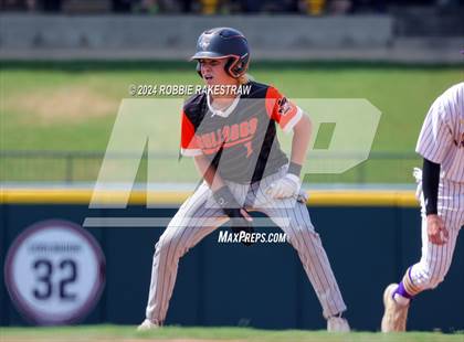 Thumbnail 3 in Ira vs. Chester (UIL 1A Baseball Semifinal) photogallery.