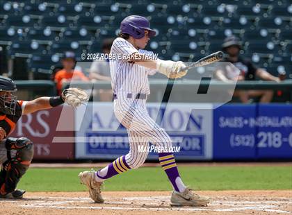 Thumbnail 2 in Ira vs. Chester (UIL 1A Baseball Semifinal) photogallery.
