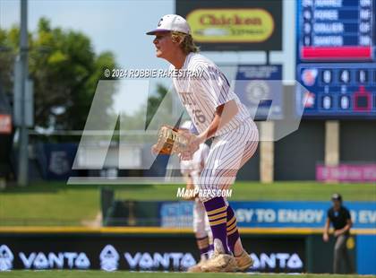 Thumbnail 1 in Ira vs. Chester (UIL 1A Baseball Semifinal) photogallery.