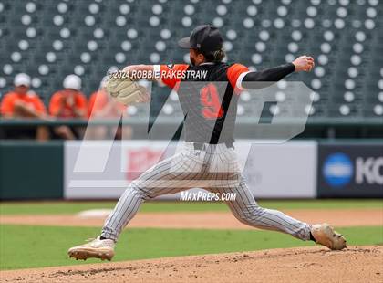 Thumbnail 2 in Ira vs. Chester (UIL 1A Baseball Semifinal) photogallery.
