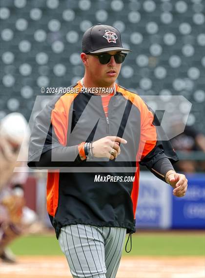 Thumbnail 3 in Ira vs. Chester (UIL 1A Baseball Semifinal) photogallery.