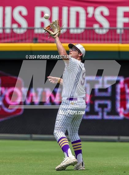 Thumbnail 3 in Ira vs. Chester (UIL 1A Baseball Semifinal) photogallery.