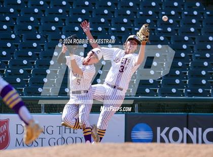 Thumbnail 1 in Ira vs. Chester (UIL 1A Baseball Semifinal) photogallery.