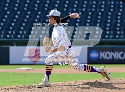 Thumbnail 1 in Ira vs. Chester (UIL 1A Baseball Semifinal) photogallery.