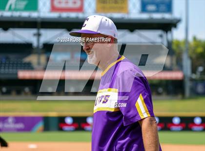 Thumbnail 2 in Ira vs. Chester (UIL 1A Baseball Semifinal) photogallery.