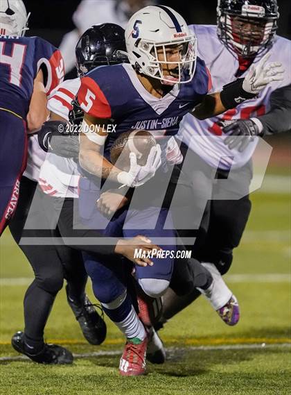 Thumbnail 2 in Justin-Siena vs Salesian College Preparatory (D6 Semifinal) photogallery.