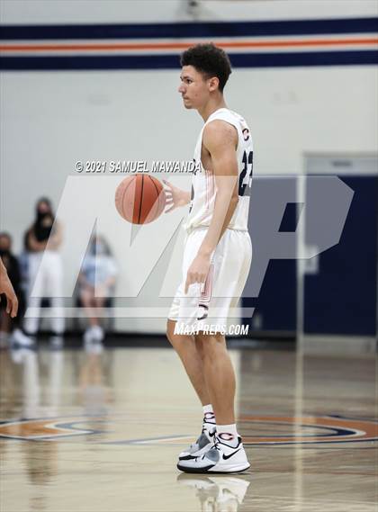 Thumbnail 3 in Bishop Montgomery @ Chaminade (CIF SS D1 semifinals) photogallery.